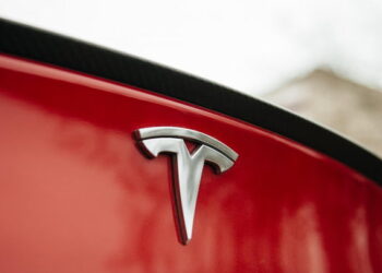 Μεγάλη άνοδος του Dogecoin μετά από προσθήκη στο Tesla Store