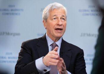 Ο Διευθύνων Σύμβουλος της JPMorgan προειδοποιεί για ”Οικονομικό Συναγερμό”