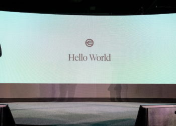 To Worldcoin μετονομάζεται σε “World”