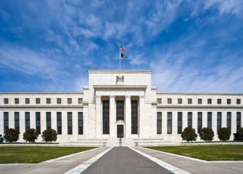 Το κτίριο της Fed στην Ουάσιγκτον, σε άρθρο για την πτώση του Ether και του Bitcoin μετά τον πληθωρισμό στις ΗΠΑ